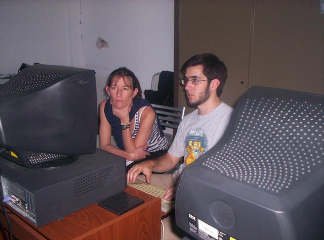 014 Julio Puigpinos y Nerina la nueva usuaria de Kwort